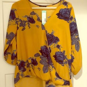Boutique Blouse - BRAND NEW - NEVER WORN